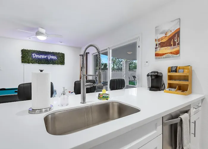 Holiday home 5 Min To Old Town, Pool & Hot Tub