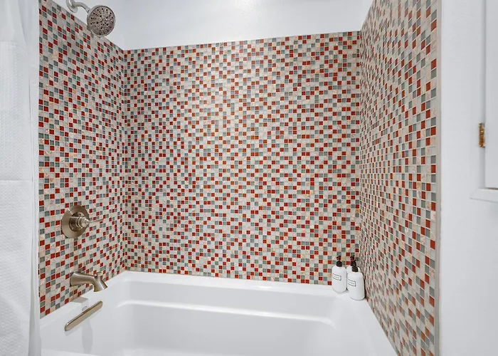 Holiday home 5 Min To Old Town, Pool & Hot Tub Scottsdale