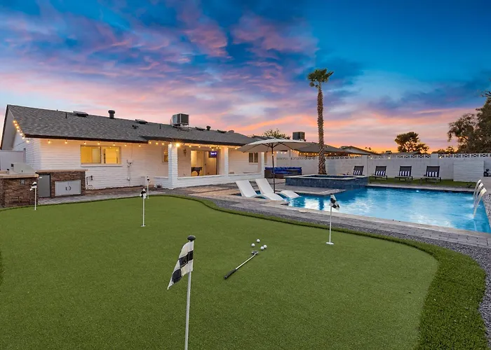 Holiday home 5 Min To Old Town, Pool & Hot Tub *